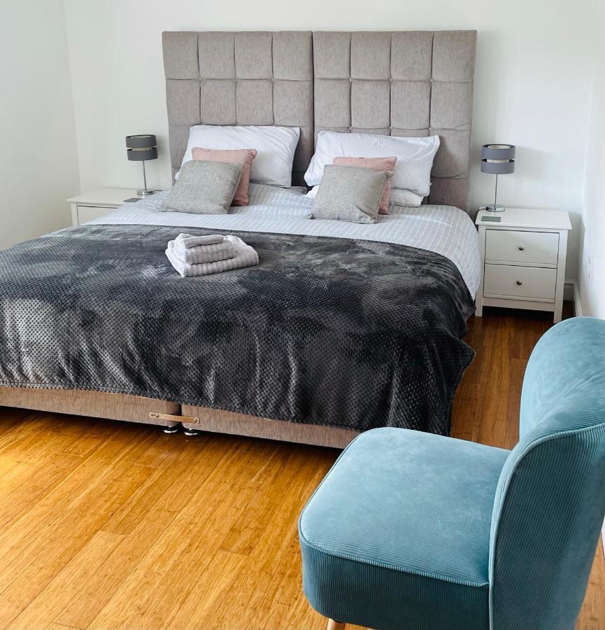 Sunny Corner, Padstow. Spacious 3 Bedrooms, 2.5 Bathrooms, Parking, Garden. Екстер'єр фото